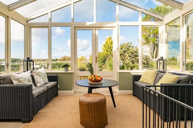 4 bedroom accommodation in Tiptoe, near Lymington