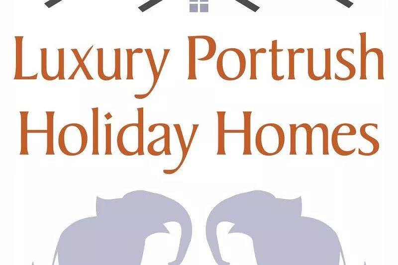 The Grove, Portrush. Deluxe holiday home, 10 beds 14 guests 6 bedrooms