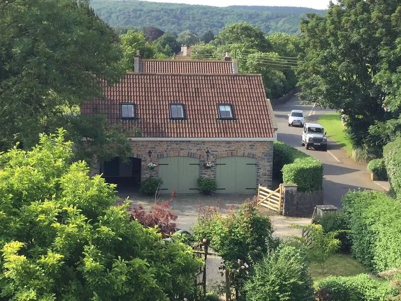 Family friendly accommodation overlooking stream and beautiful garden