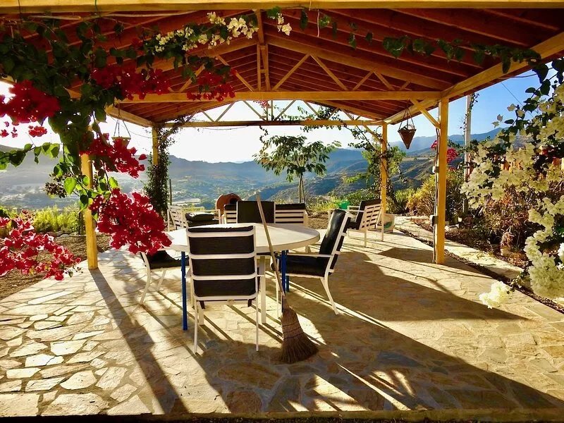 Luxury Yurt-Glamping - a True Romantic Experience