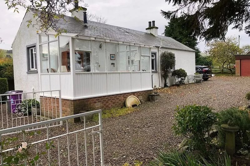 Caliscotia Cottage, Glamis three miles, conservatory