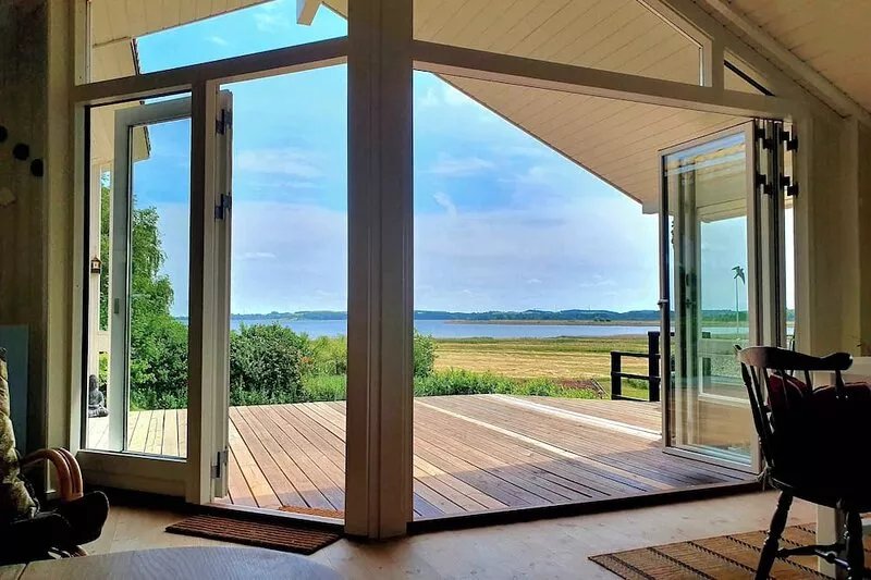 Summer house with a beautiful view to the fjord