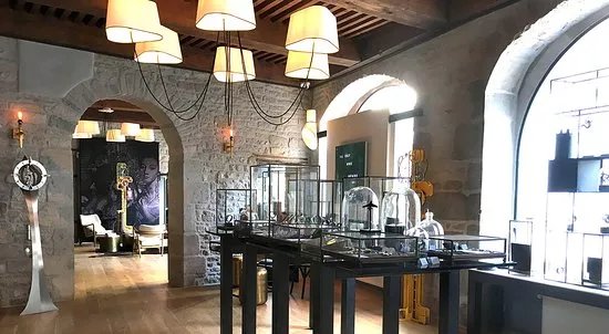 UTINAM Horlogerie Contemporaine