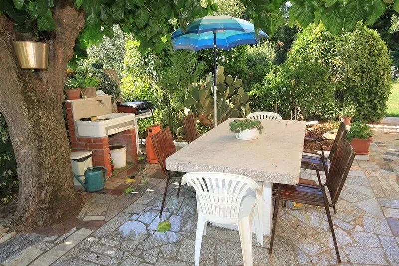 One bedroom apartment with terrace Bašanija, Umag (A-7149-c)