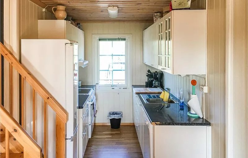 Cozy home in Skjeberg with house a panoramic view