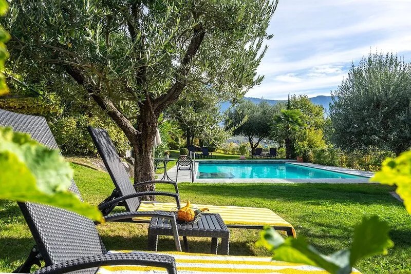 Apartment - 4 people with 2 bedrooms and panoramic views to the south and east