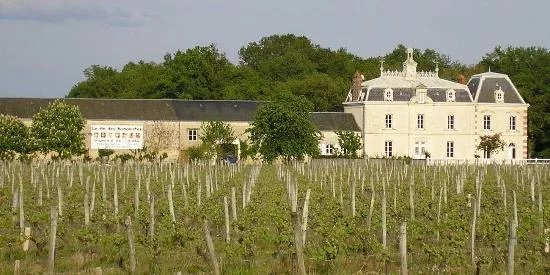 Chateau De L'aulee