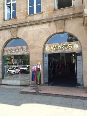 Wirkes Dirndl Trachten &Ledermoden