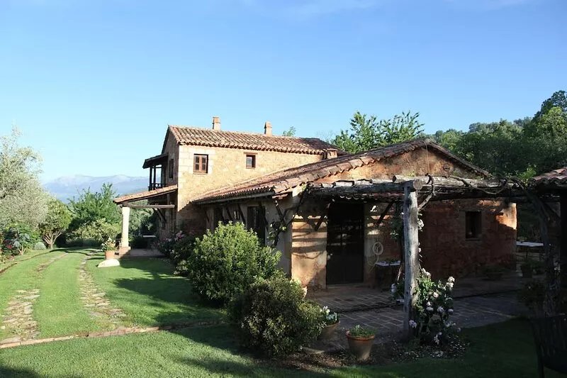 Restored traditional house with private pool and overlooking the valley of