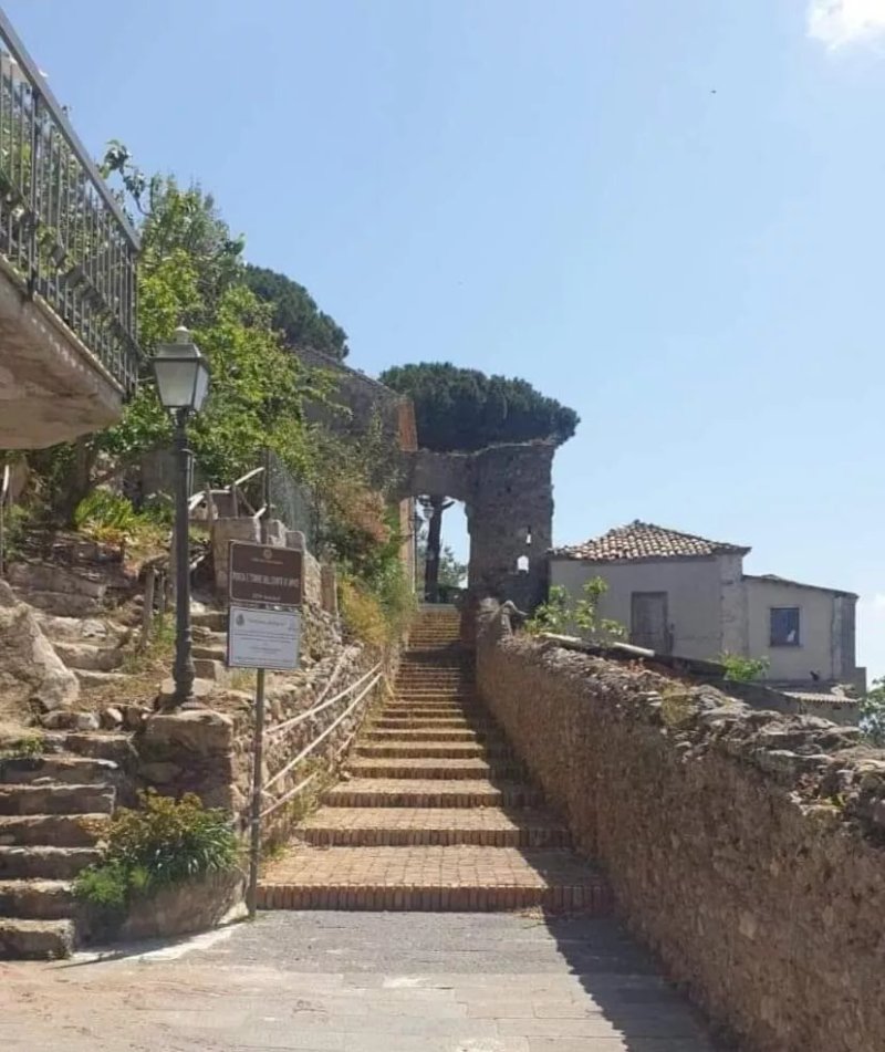 Porta Conte d'Apice