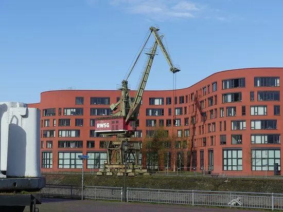 Duisburger Altstadtpark Am Innenhafen.