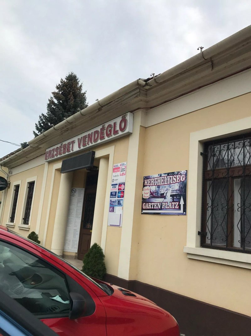 Erzsebet Vendeglo