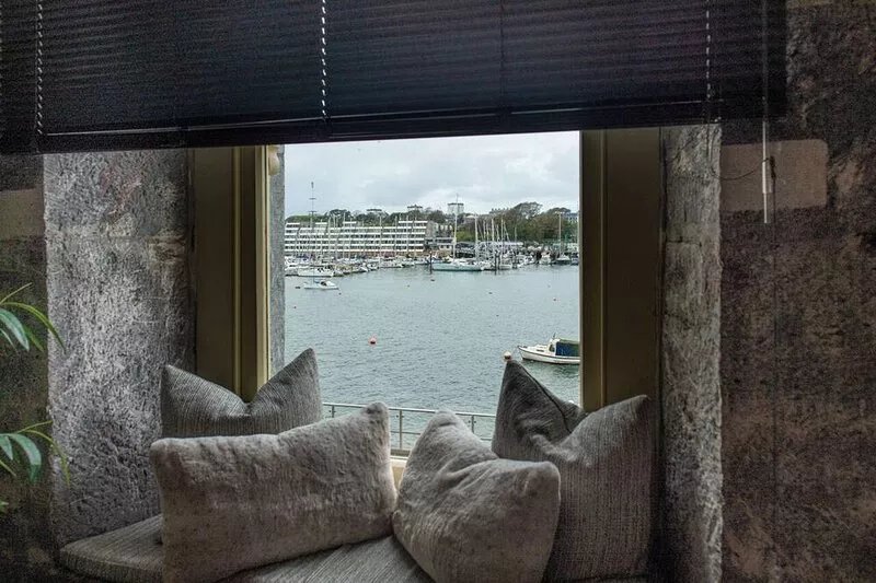 Suite007 - luxury apartment with sea view