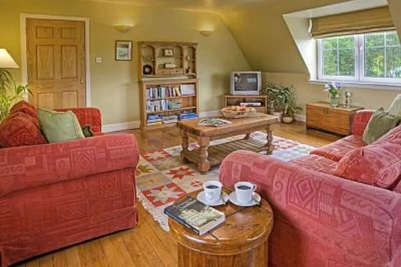 Wonderful Views and Privacy at the top of the house