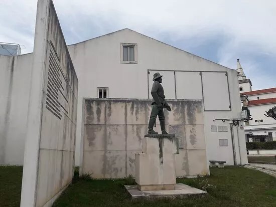 Estatua Major Neutel de Abreu