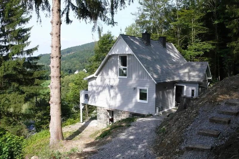 Luxurious holiday house in a secluded location on the mountain / forest edge