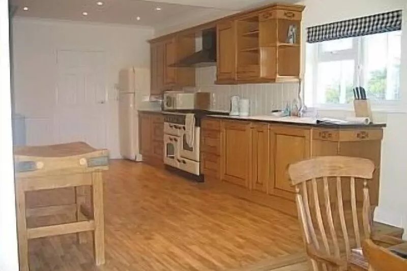 LAST SUMMER WEEK WB 20 JULY 2018 Peaceful Location -you can walk to two beaches