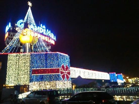 La Grande Mela Shoppingland