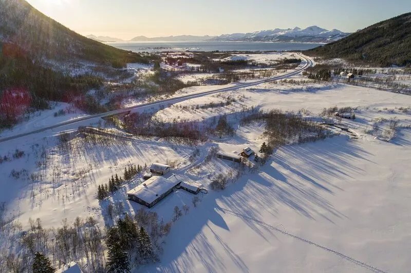 VESTERALEN LODGE - TOP QUALITY IN THE VESTERALEN and LOFOTEN