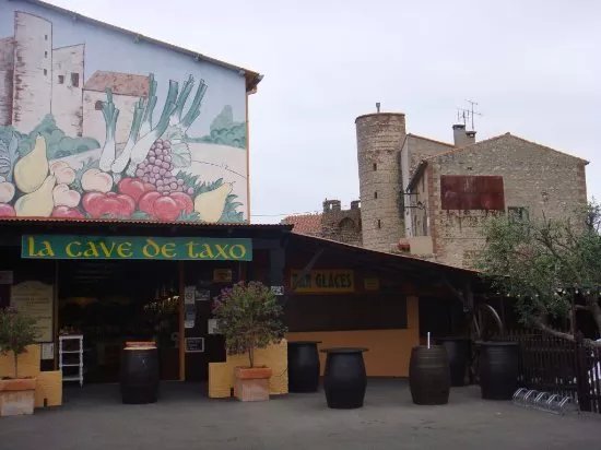 La cave de taxo