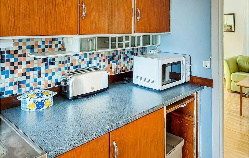 4 bedroom gorgeous home in Degerhamn