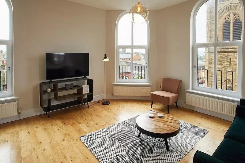 Host & Stay | Artsbank Apartment