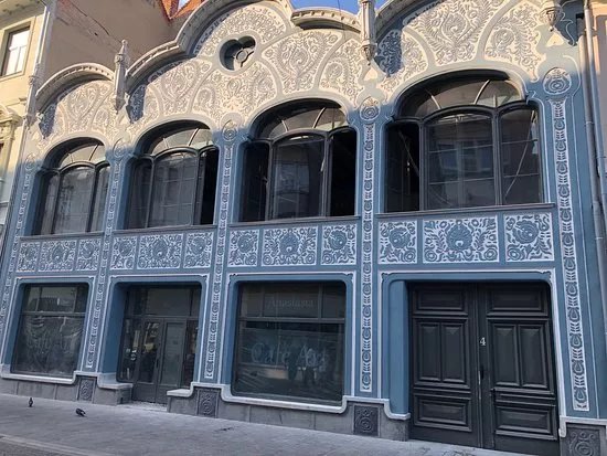 Deutsch K. Ignac Glassware and Porcelain Store