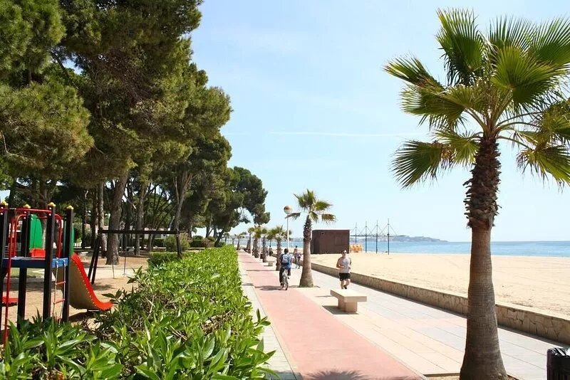 Lovely seafront villa