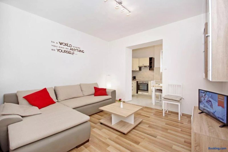 Apartments Anđela Makarska