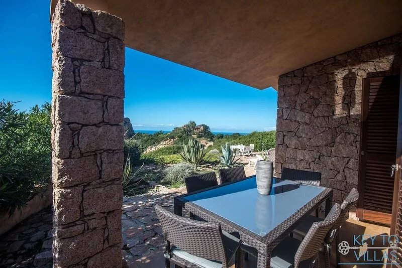 Beautiful detached 3 bed Villa, incredible sea views, terrace, close to beach