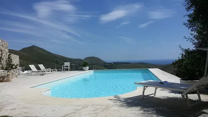 Villa With Private Pool And Sea Views, Peaceful Location,10 Minutes To The Beach