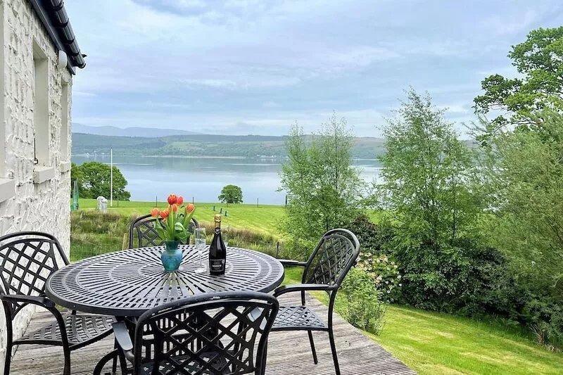 Rowan Cottage, country location near Dunoon, pet friendly sleeps 6, Visit