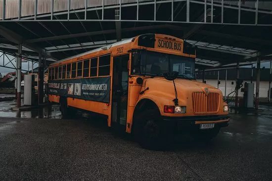 Schoolbus.at
