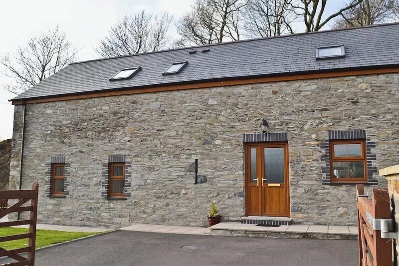 Enjoy a holiday here at any time of year in this cosy converted cottage.