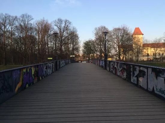 Clara-Zetkin Park