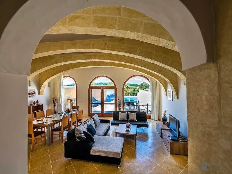 The Arches Holiday Home