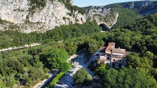 Hotel Le Belvedere Vallon Pont d’Arc – Ardeche