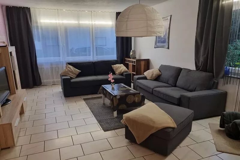 Feel at home in a bright, cozy apartment - 95 sqm with a garden area