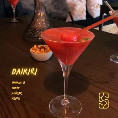 Savage Club Cocktails & Shishas