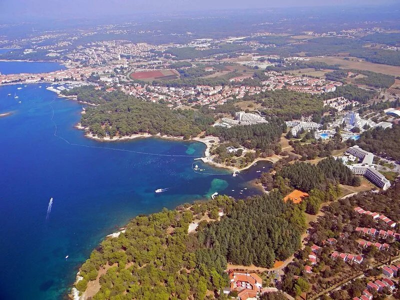 Exclusive apartment Beethoven with a view of the Adriatic Sea and Porec in a