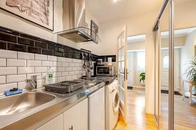 Charming Brie house in a quiet location
