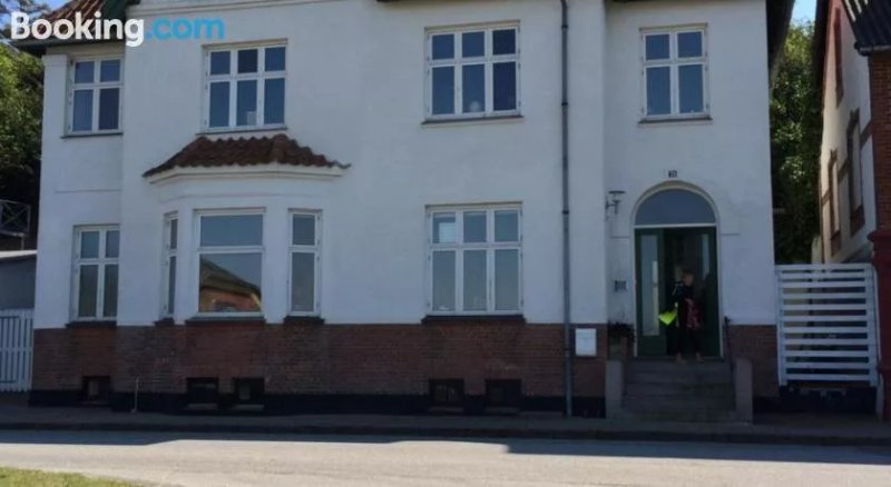 B&B Knebelbro