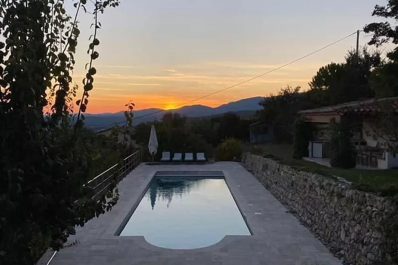 Breathtaking view of the Esterel, 3 bedrooms, swimming pool