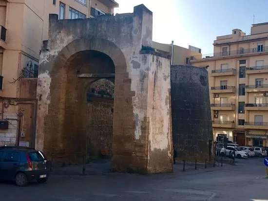 Porta San Salvatore