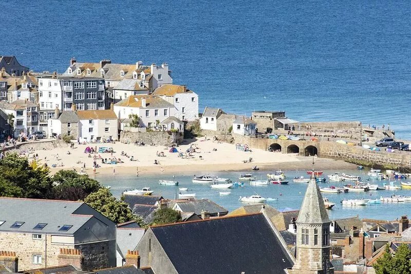 Fabulous hideaway - The Studio, with amazing views, close to St Ives