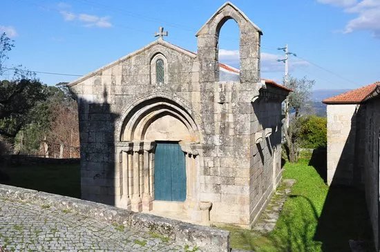 Church of Saint Genesius of Boelhe