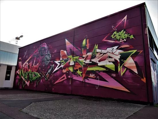 Fresque "Bombage en apesanteur"
