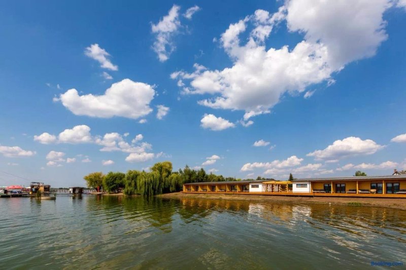 Halfarock Vizi-Erdei Apartmanhaz