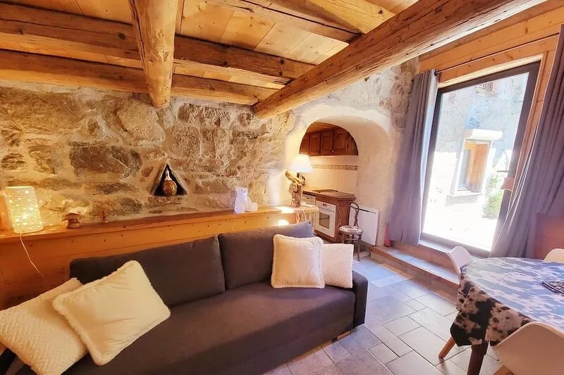 apartment/ flat - 2 rooms - 4/6 personsHouse with character