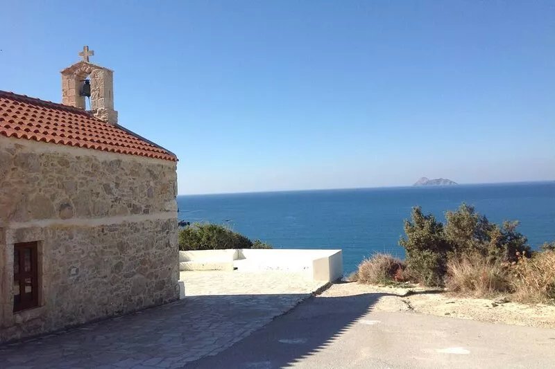 Holidays in a traditional stone house - experience original Crete